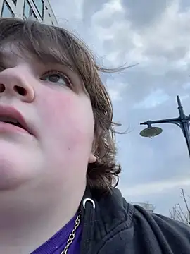 Snapshot of plushietoy chatting on March 5, 2026, 12:51 am plushietoy online show from March 5, 2026, 12:51 am