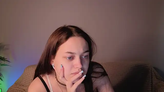 Snapshot of parrot_kisha chatting on May 28, 2026, 1:24 am parrot kisha online show from May 28, 2026, 1:24 am