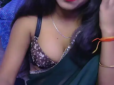 Snapshot of its-taniya chatting on June 3, 2026, 4:13 am its-taniya online show from June 3, 2026, 4:13 am