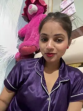samayra1144 online show from May 9, 2026, 8:50 am