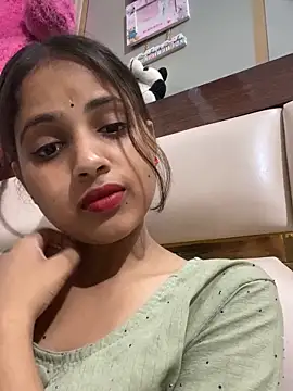 samayra1144 online show from May 20, 2026, 10:56 am