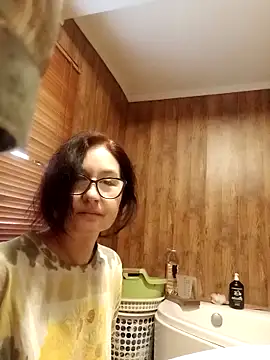 Vikimoon11211 online show from February 14, 2026, 1:55 pm