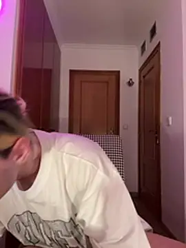 Snapshot of YourFavouriteTwink chatting on February 19, 2026, 9:56 pm YourFavouriteTwink online show from February 19, 2026, 9:56 pm