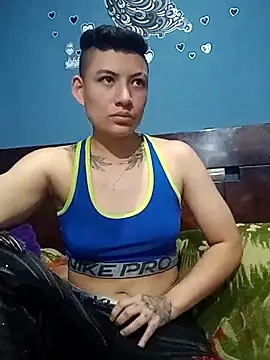 Snapshot of Quinn_tomboy chatting on February 14, 2026, 5:35 pm Quinn tomboy online show from February 14, 2026, 5:35 pm