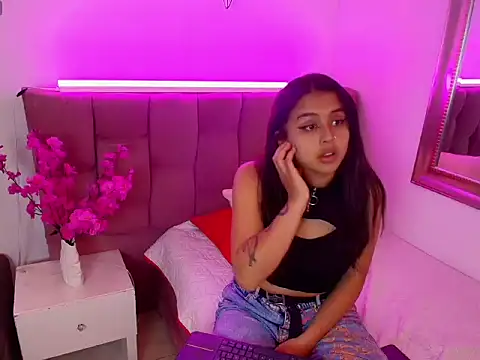 Miilky   online show from March 15, 2026, 4:08 am