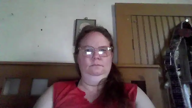 naughty queen1 online show from May 4, 2026, 11:13 am