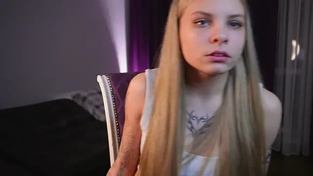 ZofiaPantano online show from March 14, 2026, 3:07 pm