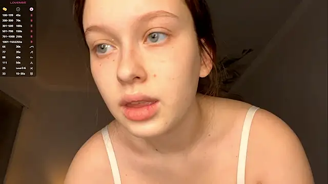 Snapshot of LoryMusetti chatting on March 6, 2026, 2:23 pm LoryMusetti online show from March 6, 2026, 2:23 pm