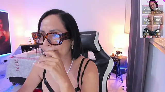 RubyStrome online show from February 19, 2026, 9:39 am