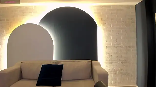 Snapshot of GiannaBrooks chatting on February 26, 2026, 12:27 pm GiannaBrooks online show from February 26, 2026, 12:27 pm