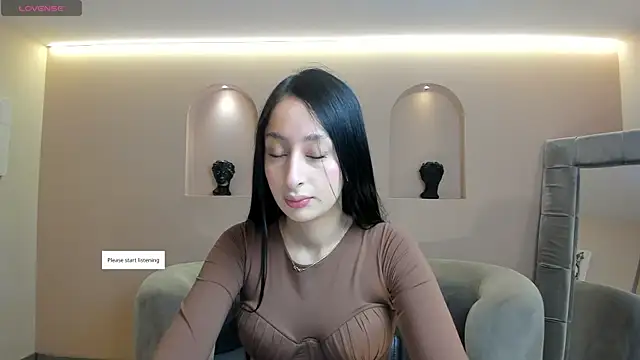 AmaraDivine online show from May 30, 2026, 11:05 am