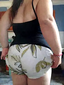 Snapshot of 69_less chatting on February 16, 2026, 6:50 pm 69 less online show from February 16, 2026, 6:50 pm