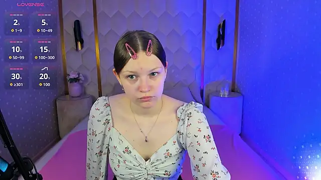 LauraBev online show from March 15, 2026, 5:47 am