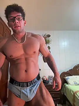 Valentinacouple online show from June 1, 2026, 3:18 am