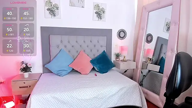 Snapshot of julietha_Vega chatting on June 9, 2026, 6:20 pm julietha Vega online show from June 9, 2026, 6:20 pm