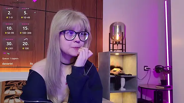 MoliQin online show from April 11, 2026, 7:45 am