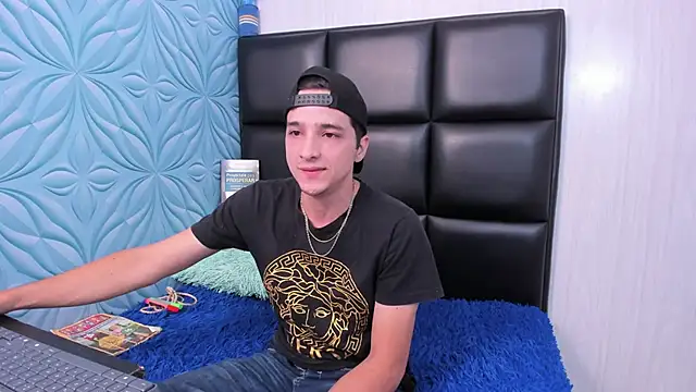 Snapshot of bad_boy_cum_ chatting on February 20, 2026, 3:25 am bad boy cum online show from February 20, 2026, 3:25 am