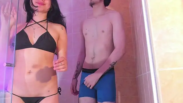 Snapshot of Couple_In_Heat chatting on April 15, 2026, 8:09 pm Couple In Heat online show from April 15, 2026, 8:09 pm