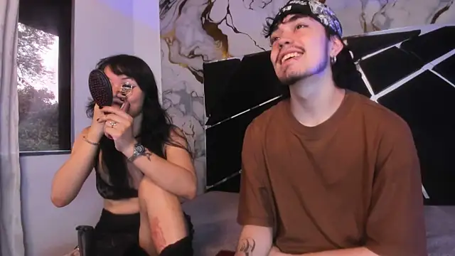 Snapshot of Couple_In_Heat chatting on March 12, 2026, 7:40 pm Couple In Heat online show from March 12, 2026, 7:40 pm