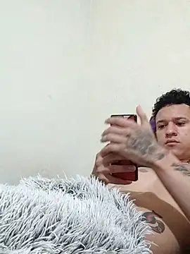 Snapshot of HOTCANINO chatting on March 7, 2026, 2:07 am HOTCANINO online show from March 7, 2026, 2:07 am