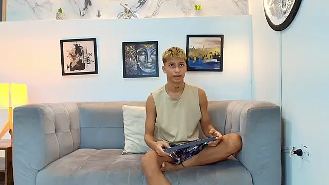 GOLD BOYS online show from May 14, 2026, 7:27 am