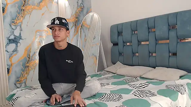 GOLD BOYS online show from April 24, 2026, 1:24 pm