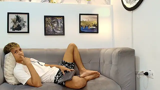 GOLD BOYS online show from May 22, 2026, 7:28 am