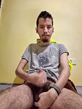 Snapshot of perruno8 chatting on February 16, 2026, 12:48 pm perruno8 online show from February 16, 2026, 12:48 pm