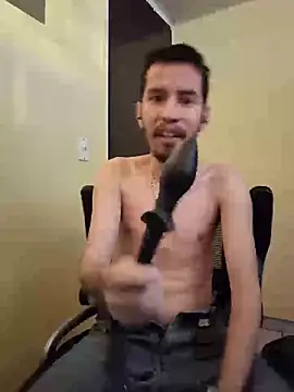 Snapshot of perruno8 chatting on February 18, 2026, 11:34 pm perruno8 online show from February 18, 2026, 11:34 pm