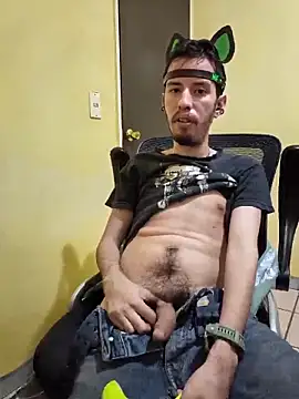 Snapshot of perruno8 chatting on February 25, 2026, 2:34 am perruno8 online show from February 25, 2026, 2:34 am