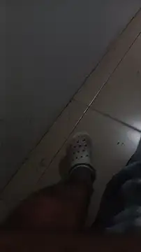 eslikonr online show from April 24, 2026, 10:23 pm