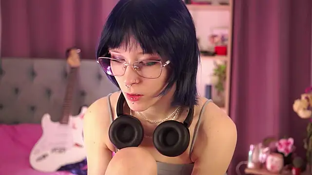 Cyber psych0 online show from April 10, 2026, 11:06 am