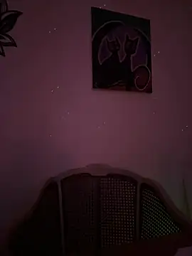 FrutillitaXX online show from July 20, 2026, 3:47 am