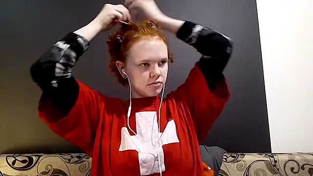 Snapshot of CurlaPettyBom chatting on February 22, 2026, 8:06 am CurlaPettyBom online show from February 22, 2026, 8:06 am