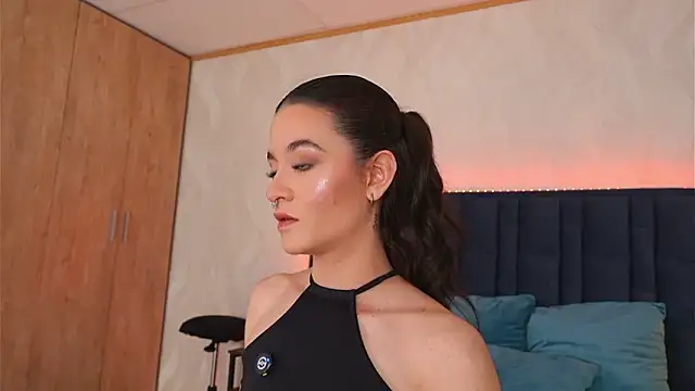 Snapshot of LucyDeLuca chatting on March 17, 2026, 4:15 am LucyDeLuca online show from March 17, 2026, 4:15 am