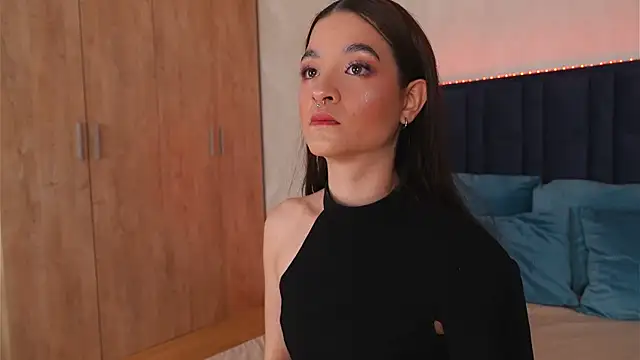 Snapshot of LucyDeLuca chatting on April 1, 2026, 5:31 am LucyDeLuca online show from April 1, 2026, 5:31 am