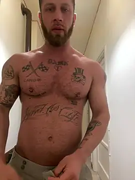 Snapshot of Tiziano94 chatting on March 22, 2026, 11:17 pm Tiziano94 online show from March 22, 2026, 11:17 pm