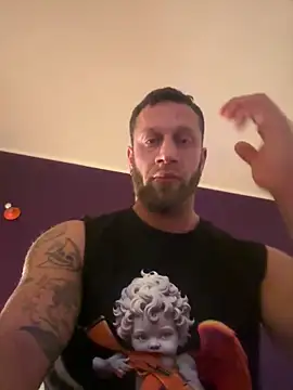 Snapshot of Tiziano94 chatting on March 21, 2026, 7:40 pm Tiziano94 online show from March 21, 2026, 7:40 pm