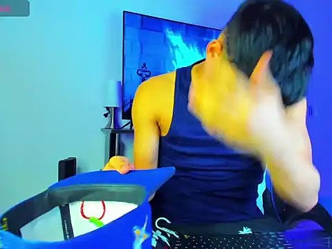 Lyam Russo online show from March 24, 2026, 4:23 am