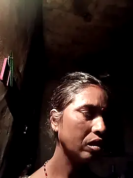 Hot re83 online show from February 22, 2026, 10:00 pm