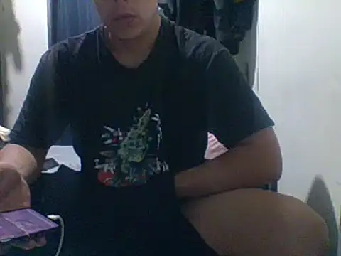 Snapshot of BeetledStoop chatting on March 19, 2026, 5:40 am BeetledStoop online show from March 19, 2026, 5:40 am