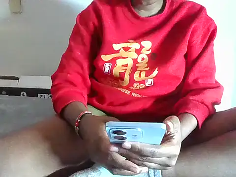 Solayadiva online show from March 9, 2026, 1:25 pm