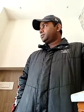 Snapshot of Amina___trans__sexy chatting on February 27, 2026, 7:19 am Amina trans sexy online show from February 27, 2026, 7:19 am