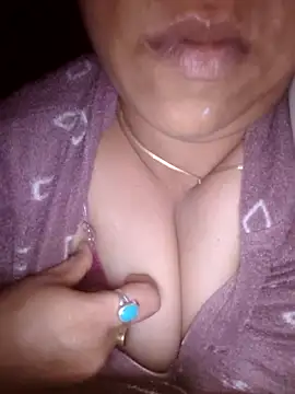 Snapshot of Spicy_Chandini chatting on February 25, 2026, 5:02 pm Spicy Chandini online show from February 25, 2026, 5:02 pm