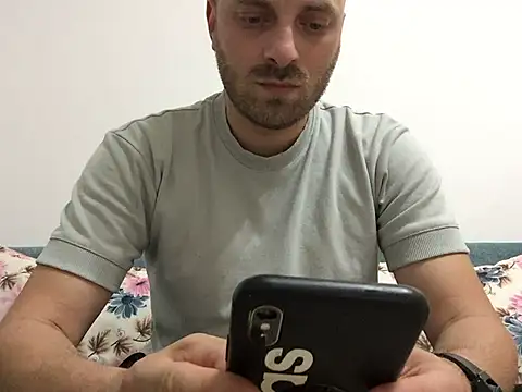 Snapshot of Scarbau chatting on May 30, 2026, 11:10 pm Scarbau online show from May 30, 2026, 11:10 pm