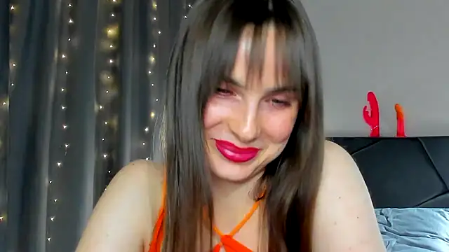 Snapshot of megann_fox2 chatting on April 18, 2026, 7:07 pm megann fox2 online show from April 18, 2026, 7:07 pm