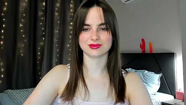 Snapshot of megann_fox2 chatting on March 12, 2026, 3:49 pm megann fox2 online show from March 12, 2026, 3:49 pm