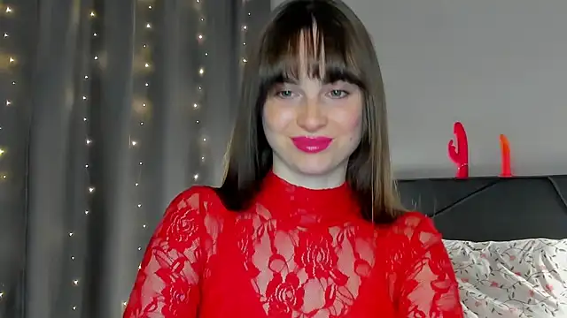Snapshot of megann_fox2 chatting on April 28, 2026, 5:50 pm megann fox2 online show from April 28, 2026, 5:50 pm