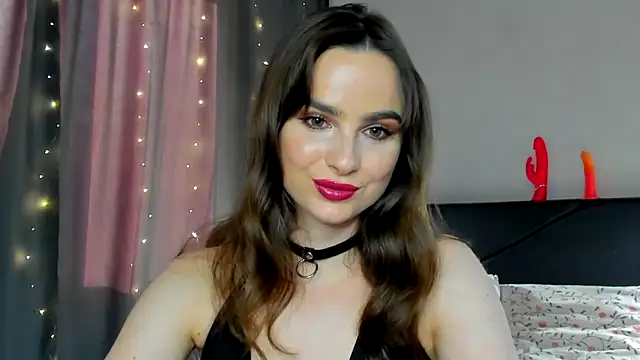Snapshot of megann_fox2 chatting on May 19, 2026, 3:08 pm megann fox2 online show from May 19, 2026, 3:08 pm