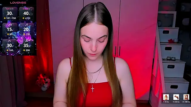 Maddy Wood  online show from May 6, 2026, 5:28 pm